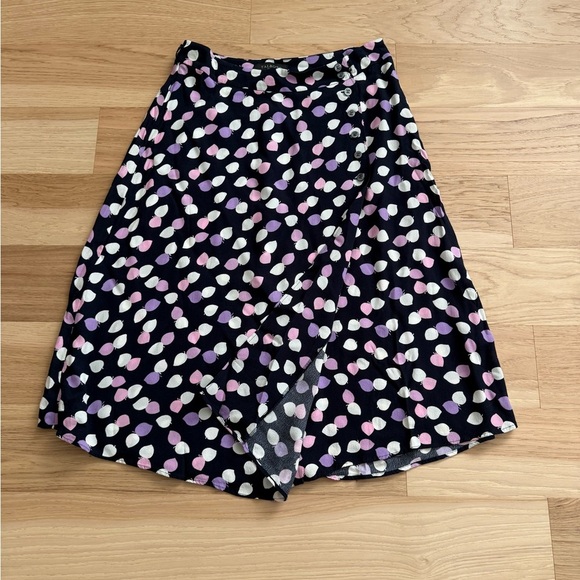 Talbots Wraparound Purple Pink White Side Button Leaf Print Skirt 8P Modest - Picture 11 of 12